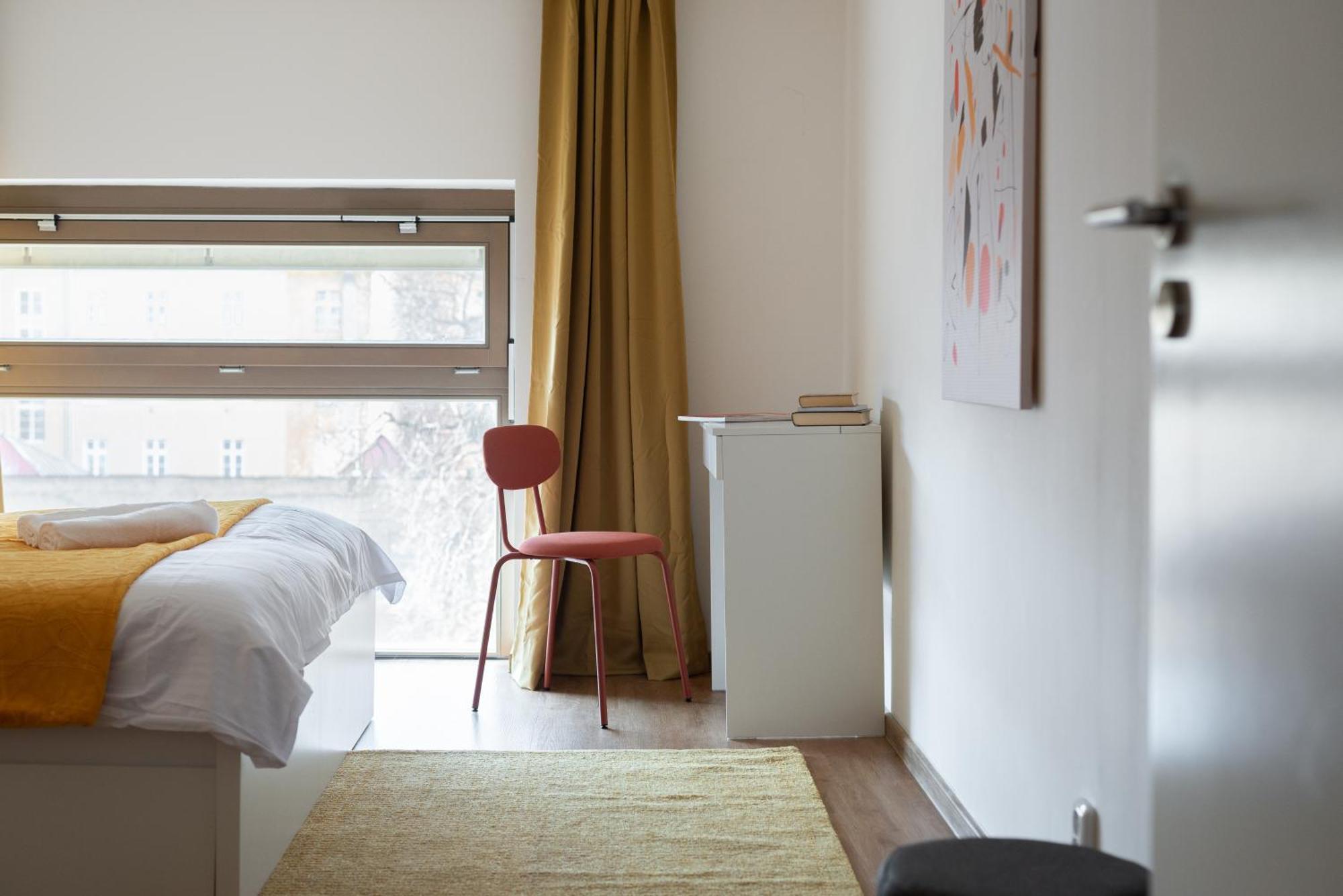 Spacious Apartments Near Karlin Square Praha Eksteriør bilde