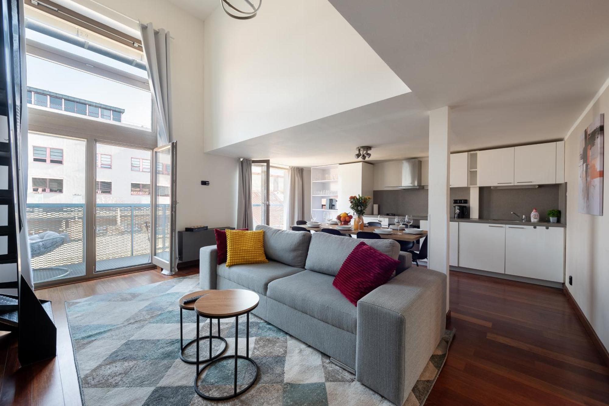 Spacious Apartments Near Karlin Square Praha Eksteriør bilde